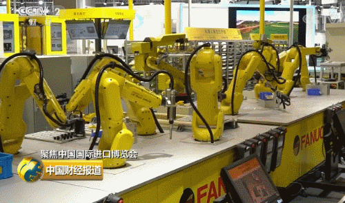 40秒完成車身拼接 這樣的機(jī)器人簡(jiǎn)直太炫酷